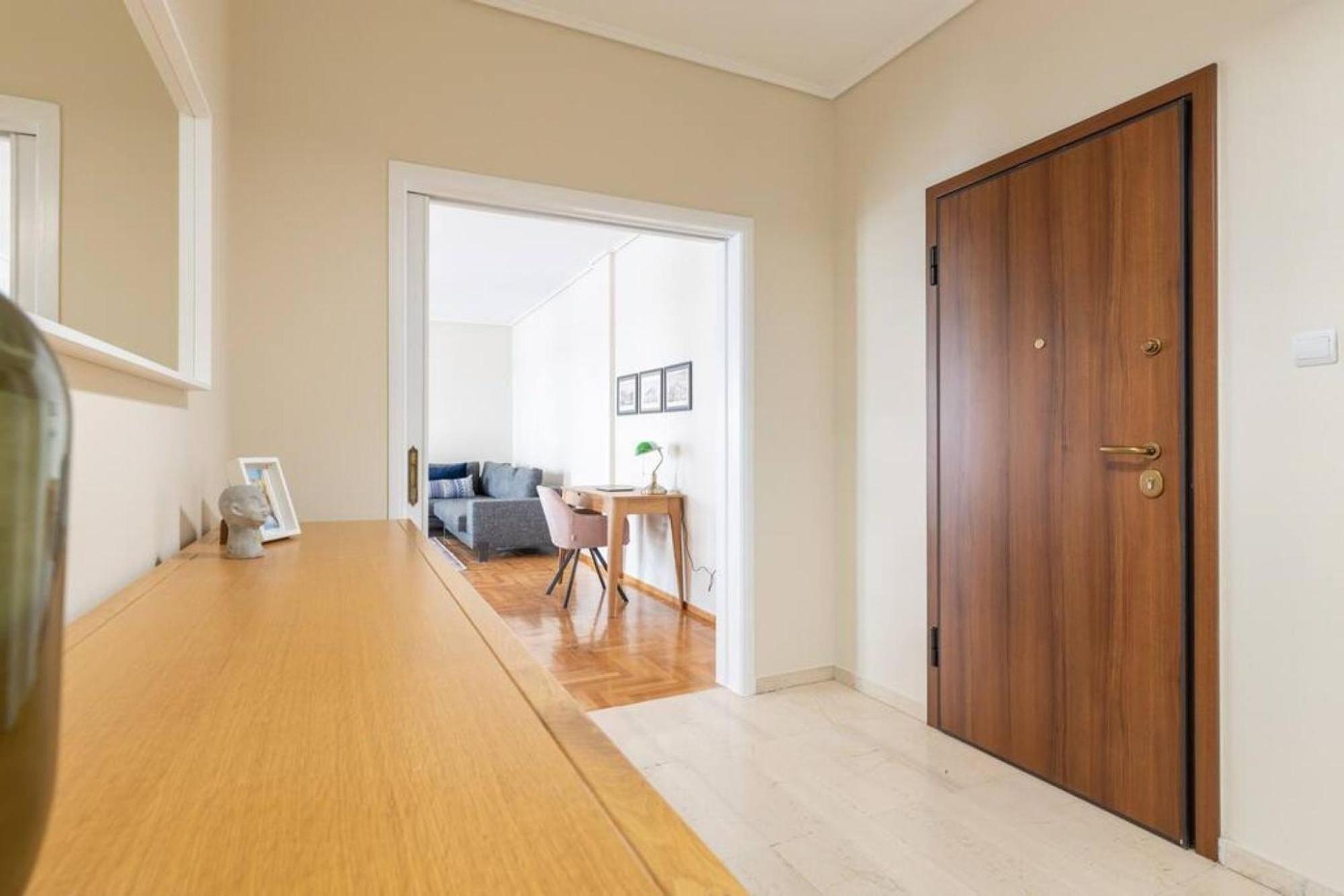 Amfitritis Family Lux Apartment At Palaio Faliro Athen Eksteriør bilde