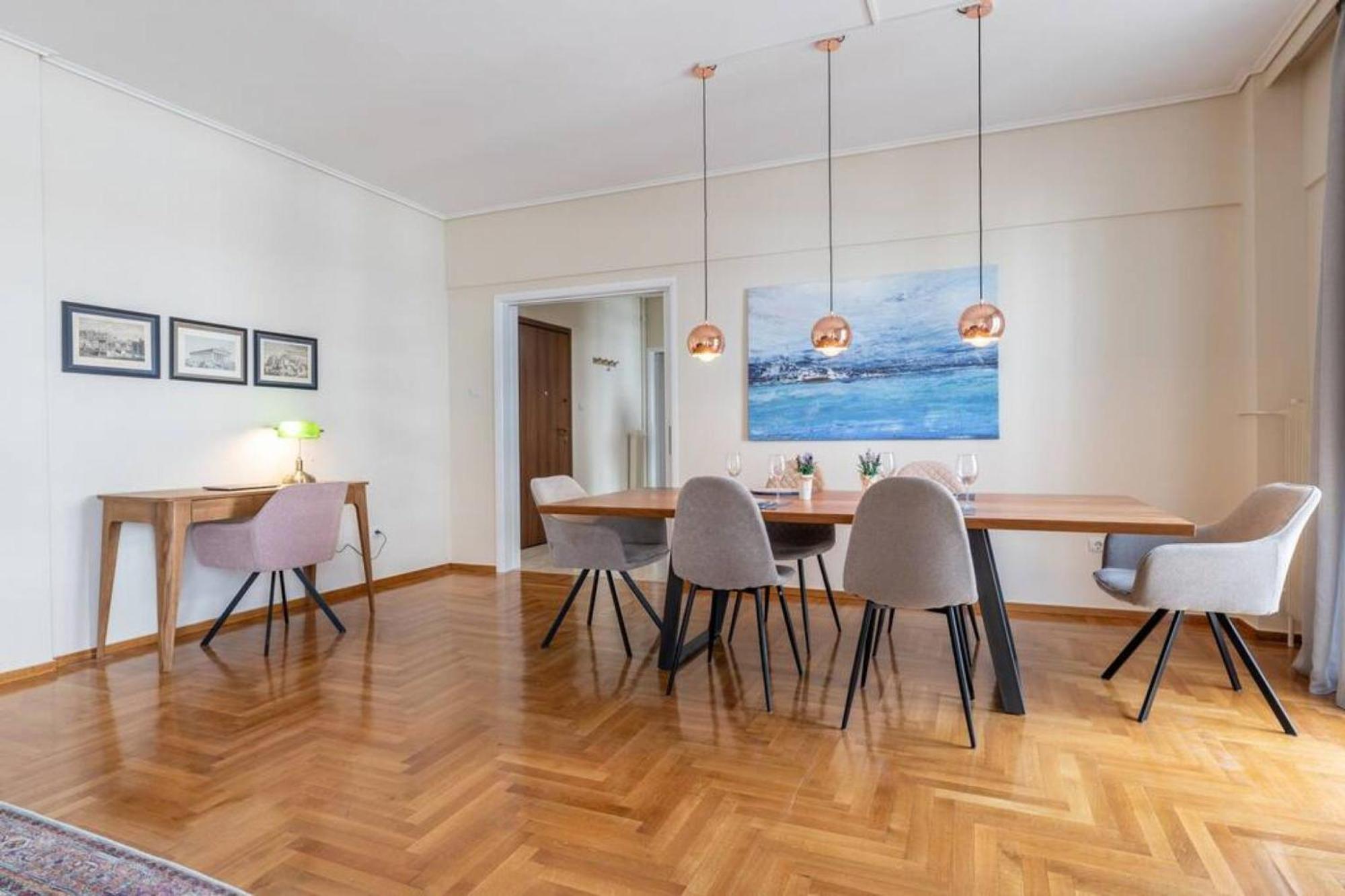Amfitritis Family Lux Apartment At Palaio Faliro Athen Eksteriør bilde